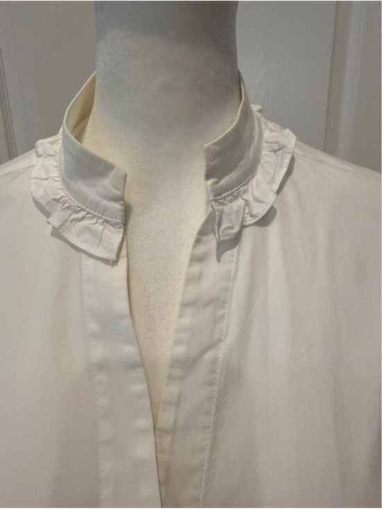 Sara Campbell White Ruffle-Trim Button Down Blouse - Picture 3 of 10